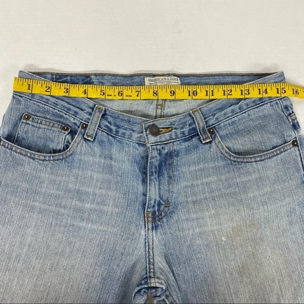 American Eagle Favorite Light Wash Raw Hem Jeans
